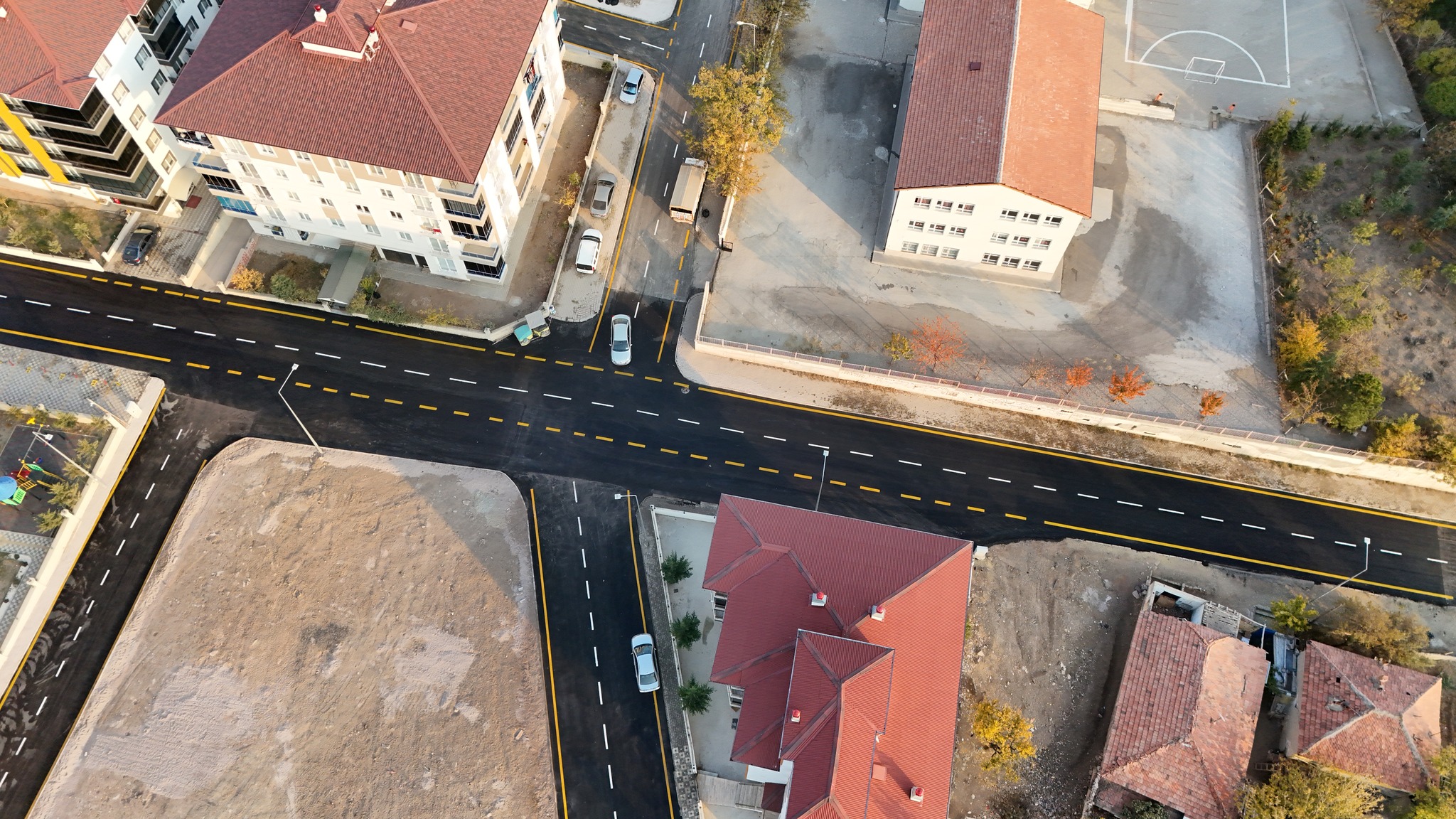 Yaylacık Mahallesi’nde Yol Yenileme Çalışmaları Tamamlandı (3)