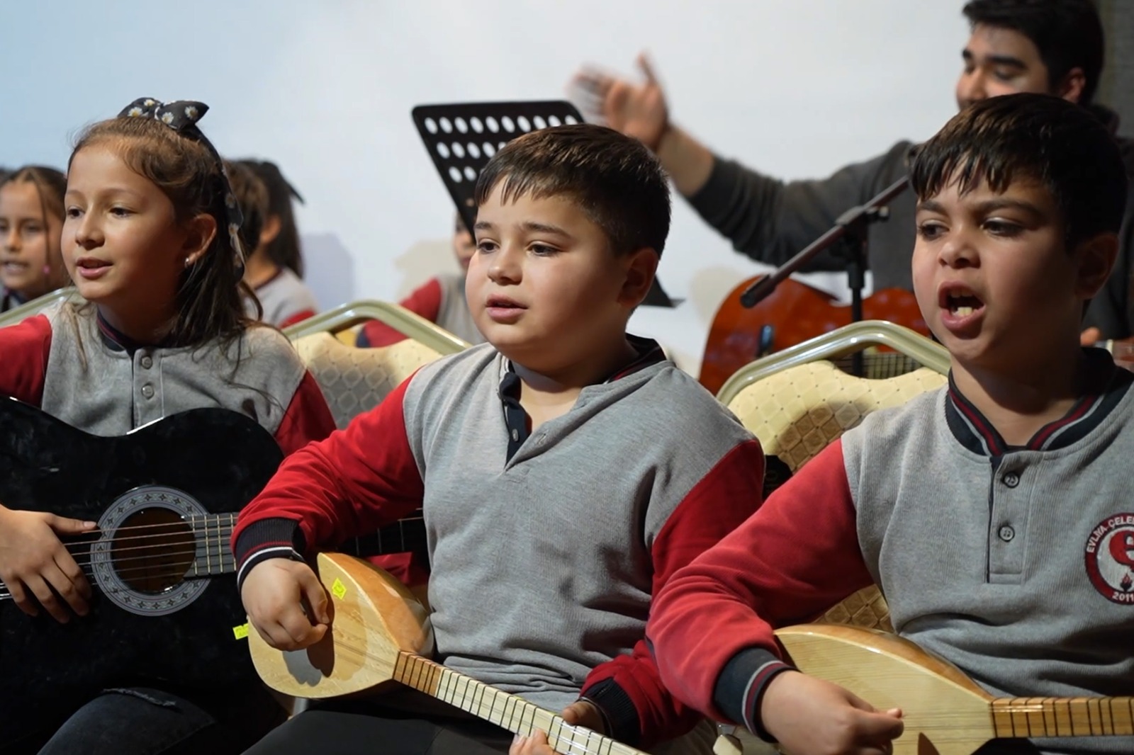 Dolandırıcılık Tuzakları Tiyatro Sahnesinde Çocuklardan Anlamlı Ders (4)