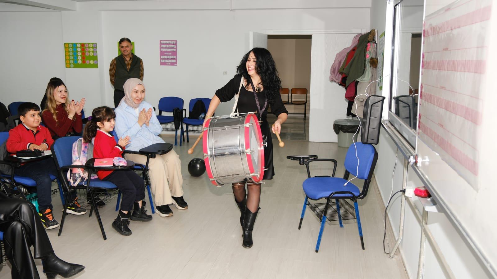 Kırıkkale’de ‘Minik Eller’ Üniversitesi Sıralarında Buluştu (5)