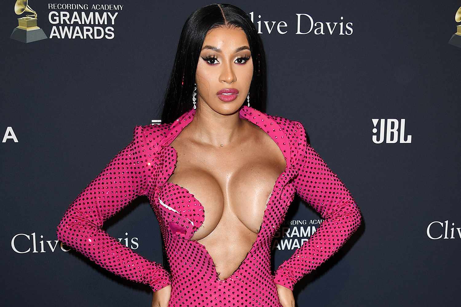 Cardi B-1