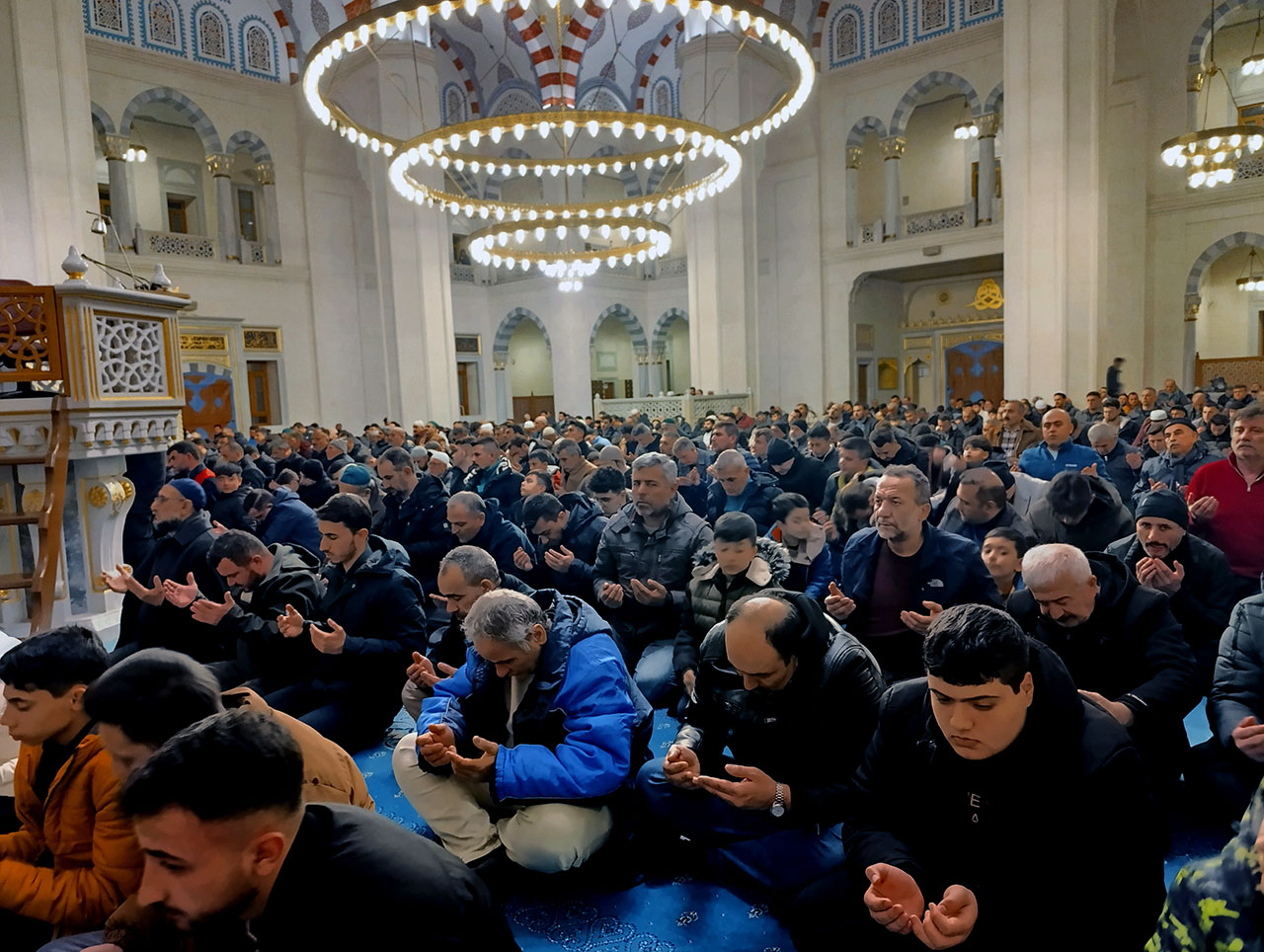 Kırıkkale’de Berat Gecesi’nde Kar Ve Yağmur Duası Edildi-1