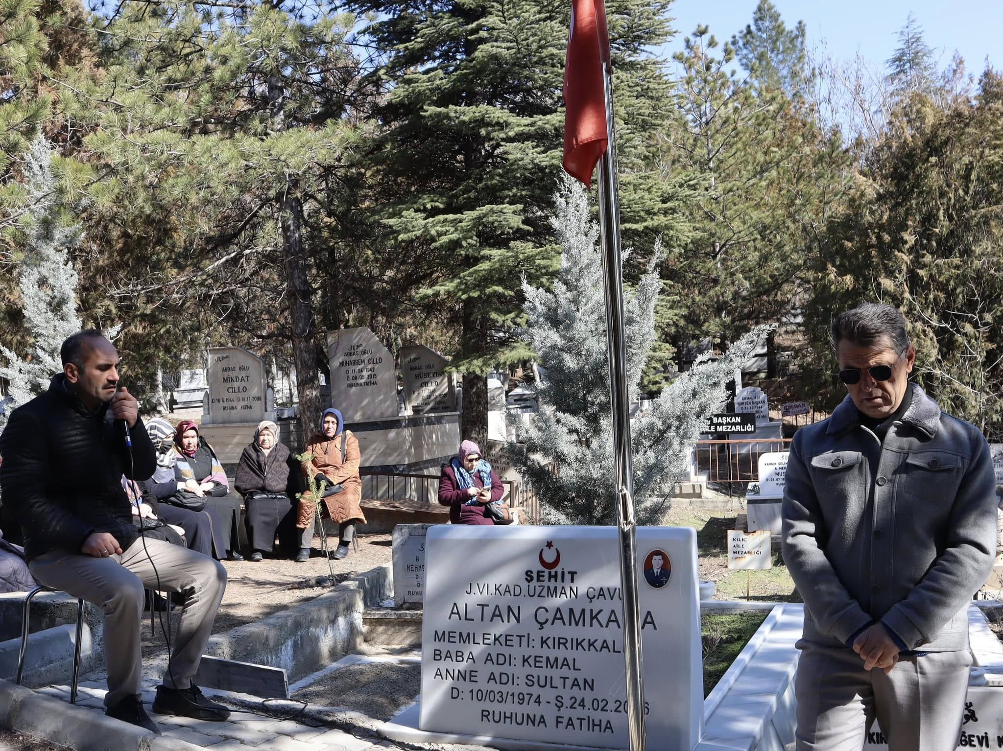 Şehit Altan Çamkara Mezarı Başında Anıldı (2)