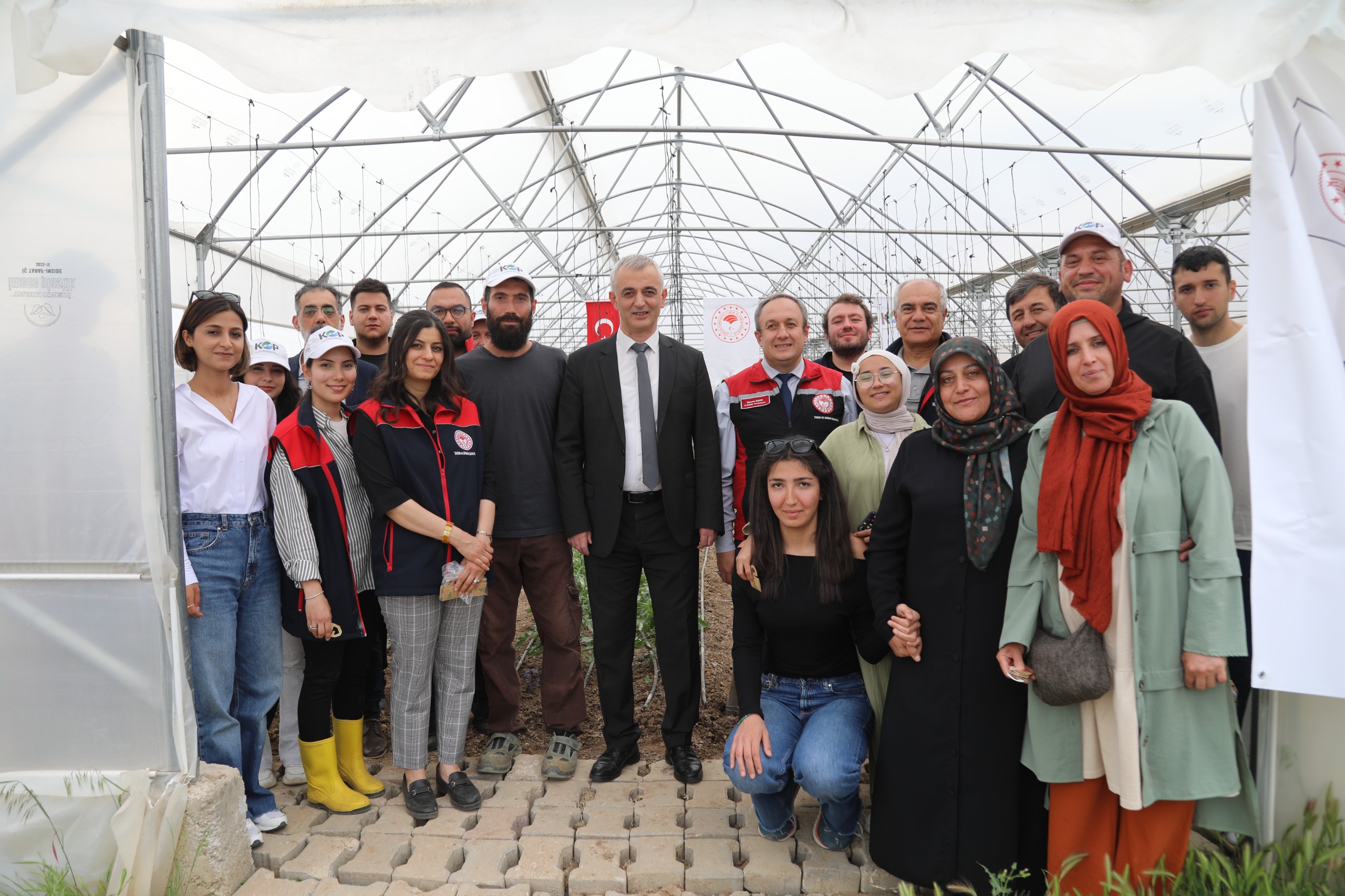 Kırıkkale’de Çiftçiler Günü'nde Seralara Faydalı Böcek Salındı (2)