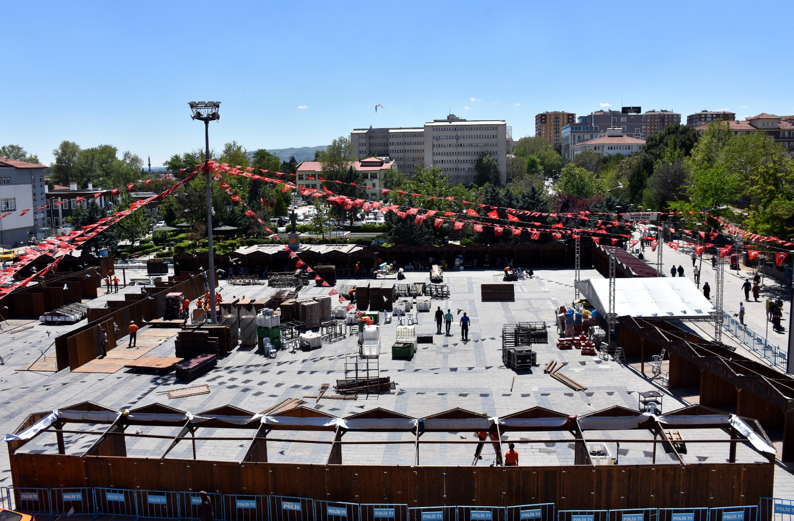 Kırıkkale’de İşyurtları Ürün Ve El Sanatları Fuarı Başlıyor (4)