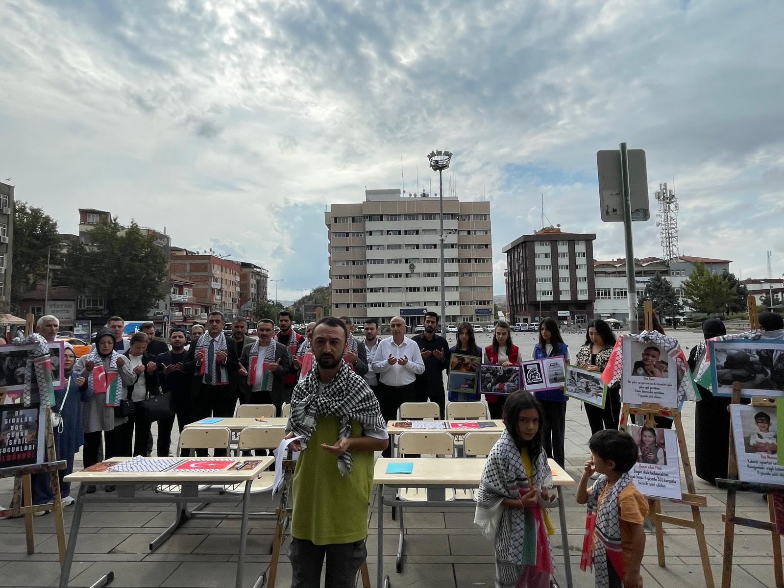 Kırıkkale’de Gazzeli Çocuklar Için Boş Sıralar Etkinliği 2