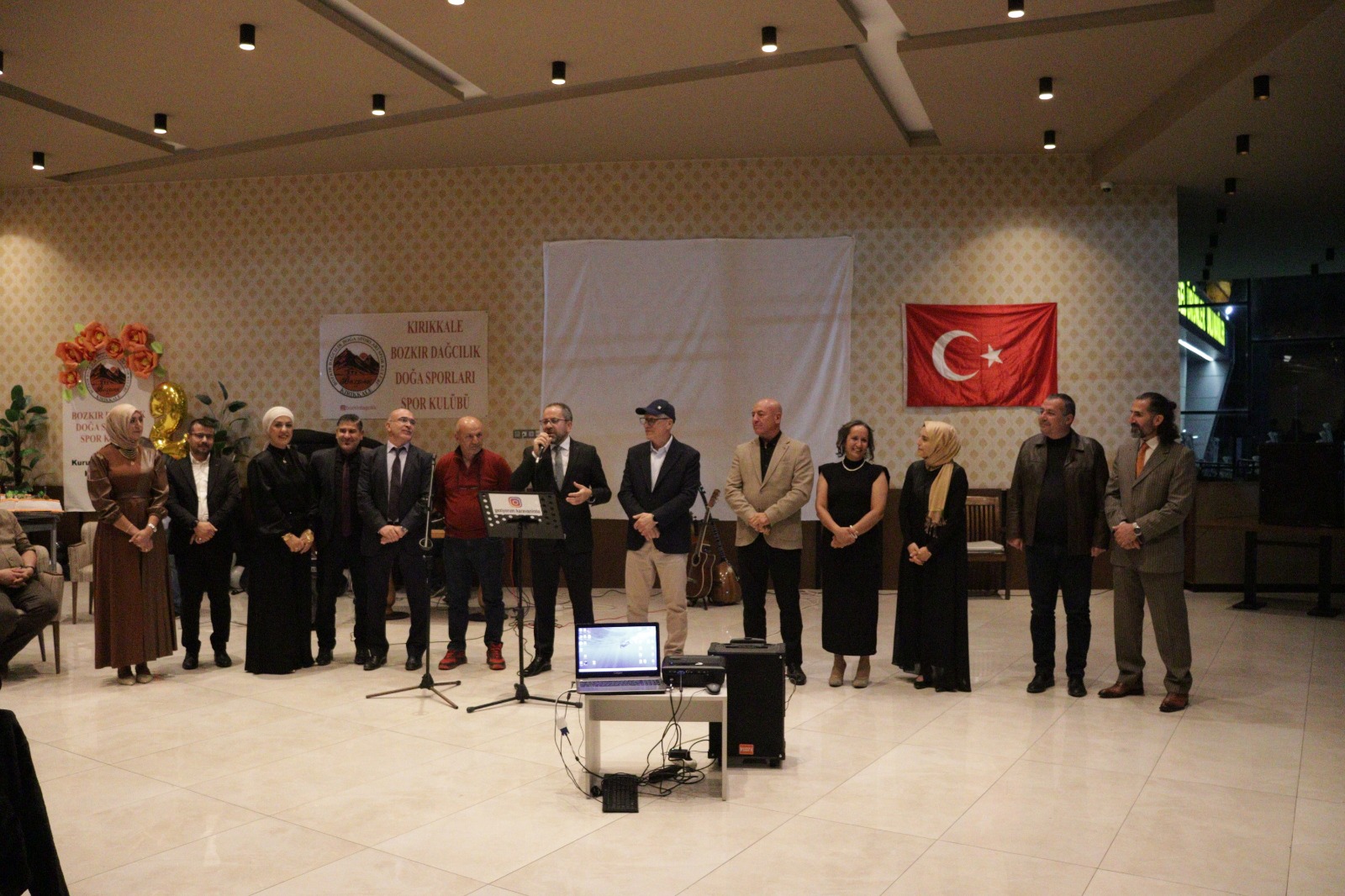 Bozdak 2. Yılını Coşkuyla Kutladı1