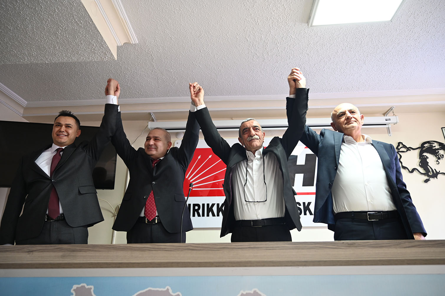 Chp Kırıkkale İl Başkanlığı Yarışında Heyecan Artıyor! Uras Başkanlığını Açıkladı (1)