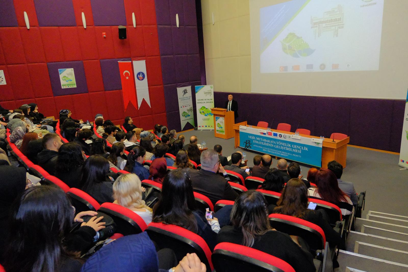 Kırıkkale Üniversitesi’nde ‘Çevre Ve İklim Gençlik Zirvesi’ Düzenlendi (12)