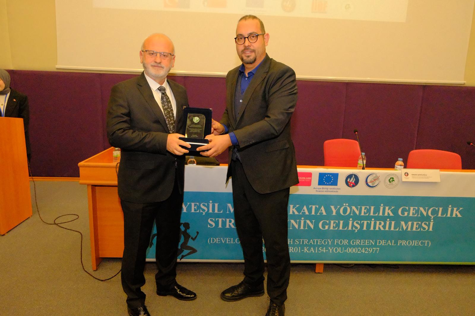 Kırıkkale Üniversitesi’nde ‘Çevre Ve İklim Gençlik Zirvesi’ Düzenlendi (13)