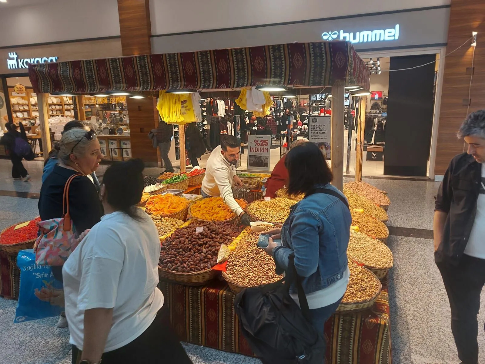 0651A6Fb 9C18 4Adb B46E A7Ab5793F81E