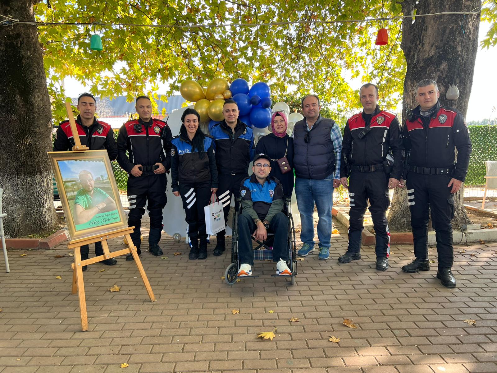 Cam Kemik Hastası Buğra’ya Polislerden Doğum Günü Sürprizi3