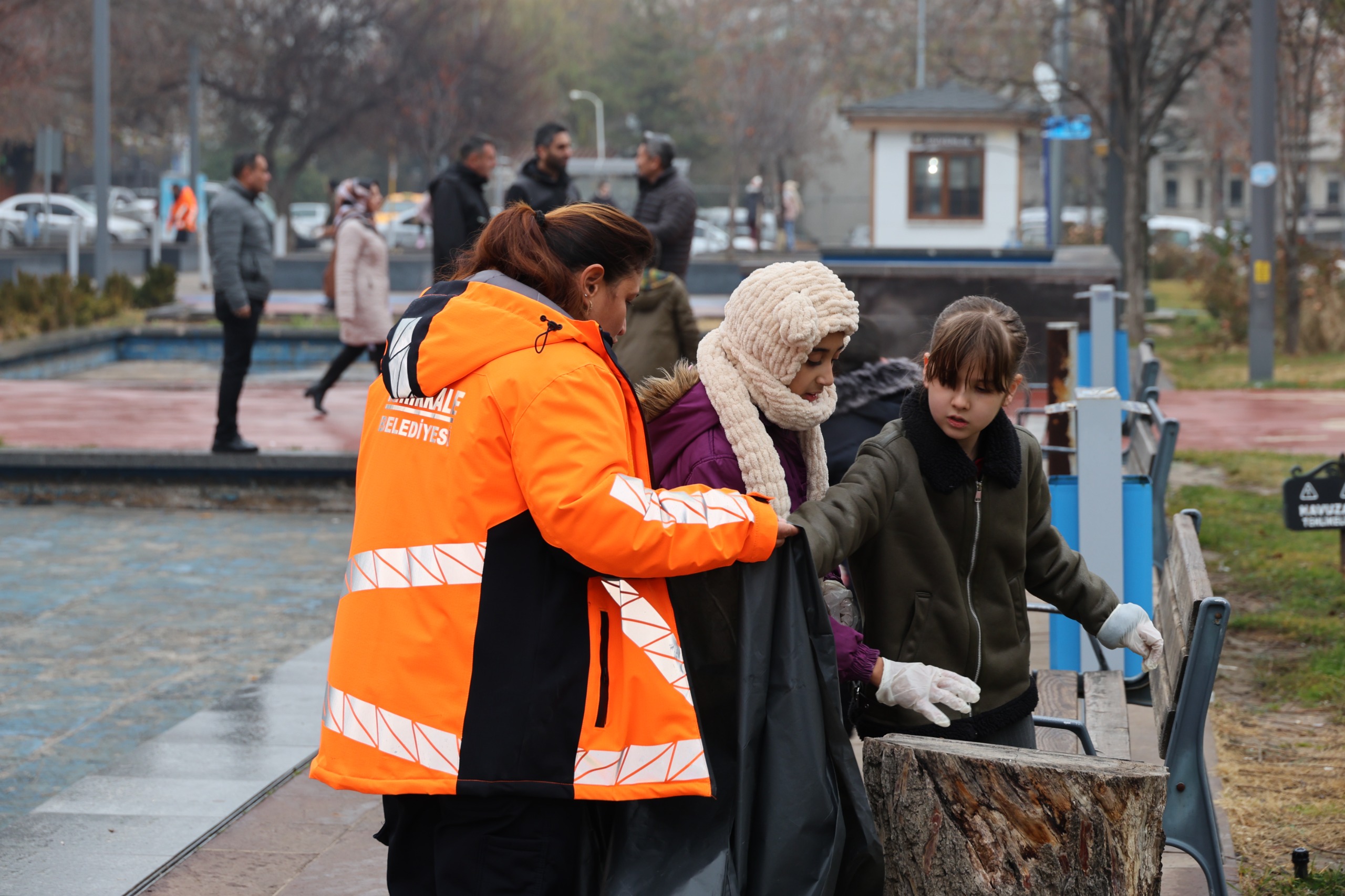 Öğrencilerden Çevreye Örnek Mesaj “Temiz Yarınlar Okullarda Başlar” (1)