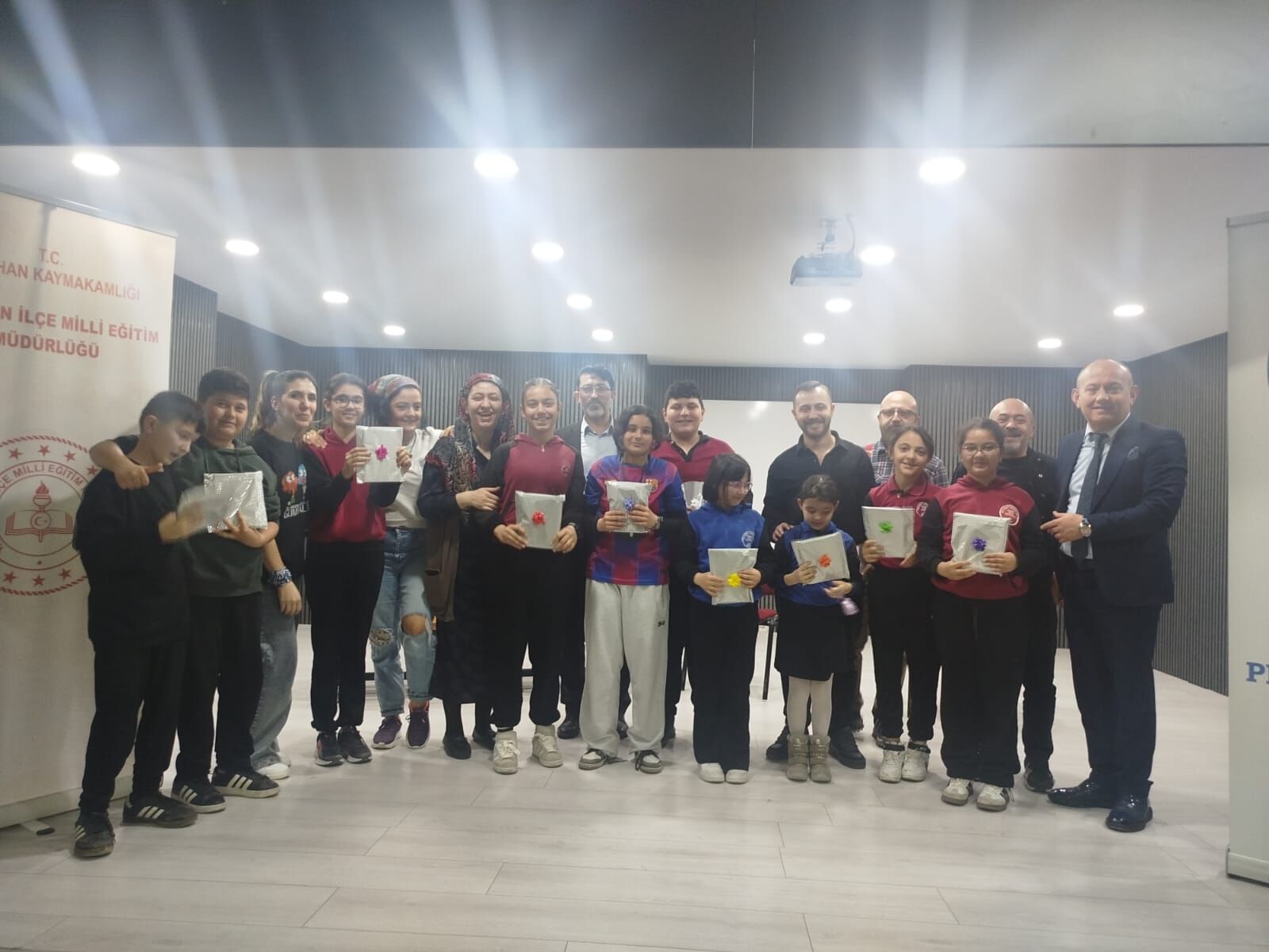 1A2D9F20 5Fbb 411B 8749 10268Cdf5205