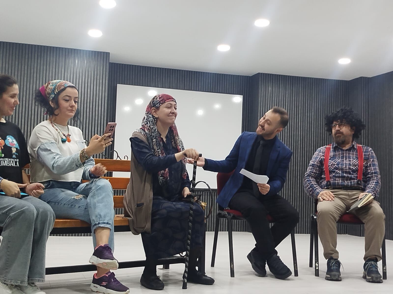 570243Ee 7639 4E8D 96Fe D199834Db561