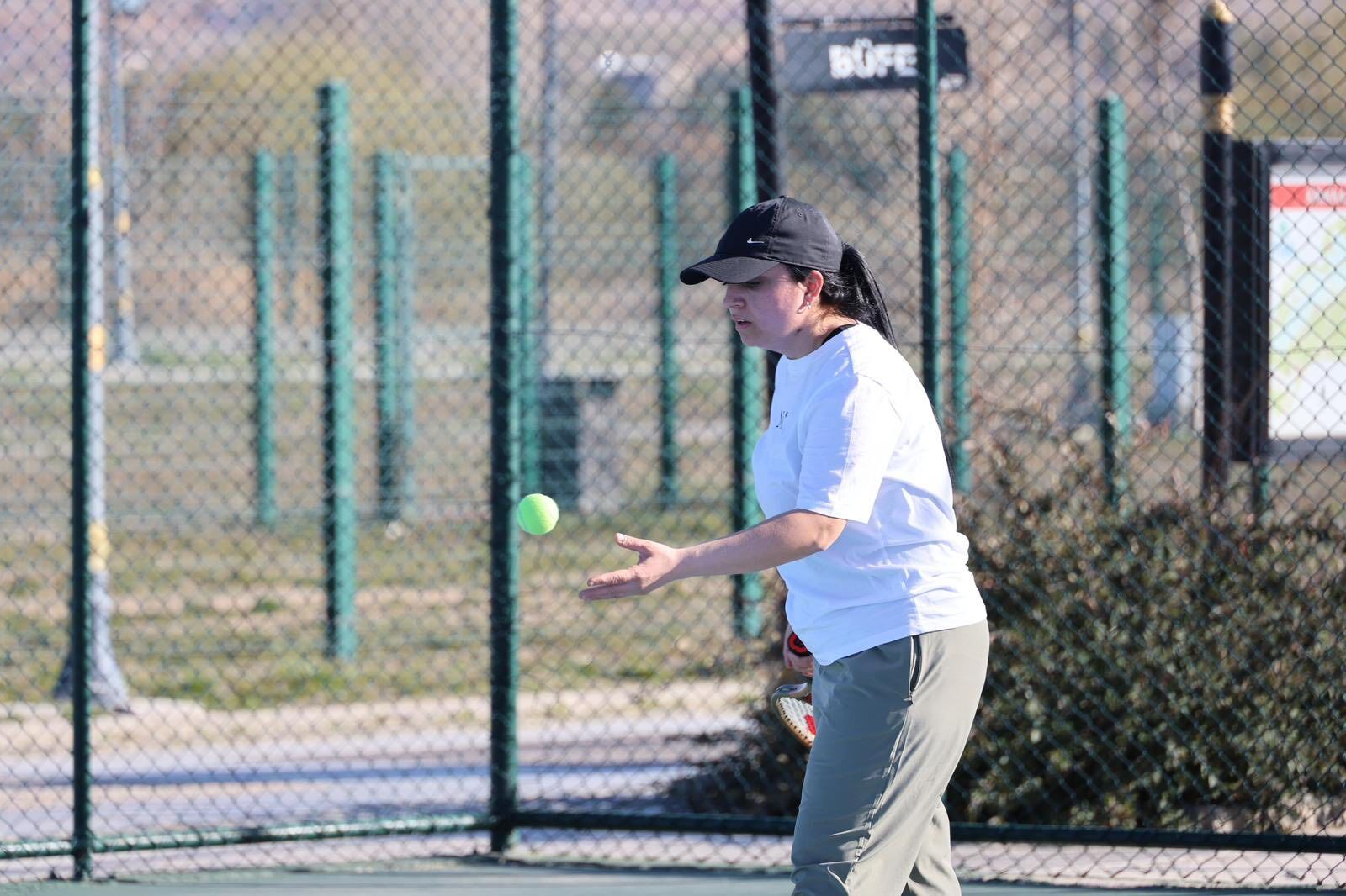 648793216 1404170615085595 4617870495162604352 N