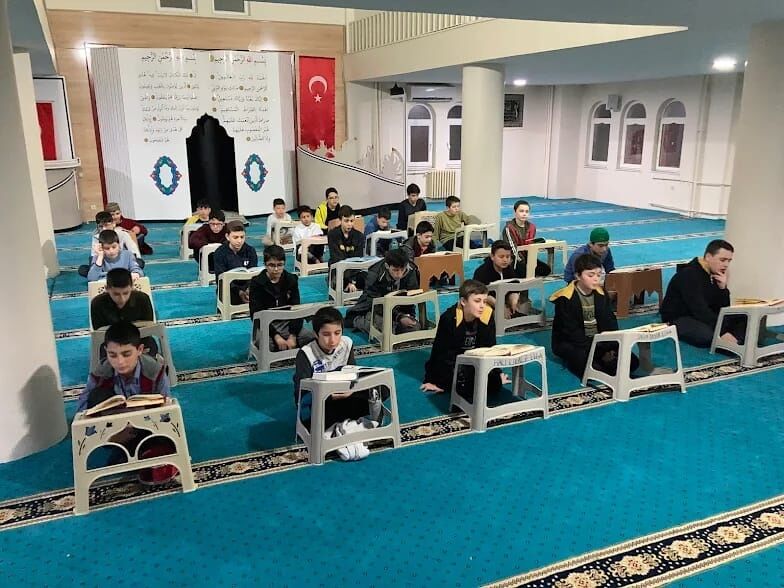 Haydi Çocuklar Camide Buluşuyoruz (1)