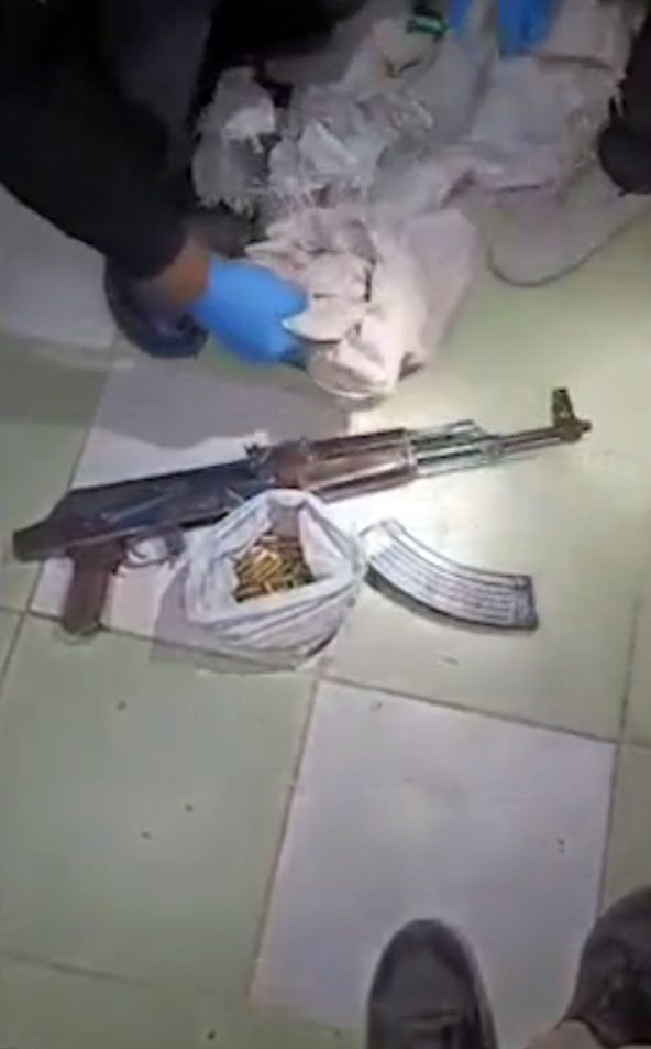 Kırıkkale’de Silah Operasyonu Evinde Kalaşnikof Bulunan Şüpheli Antalya’da Yakalandı (2)