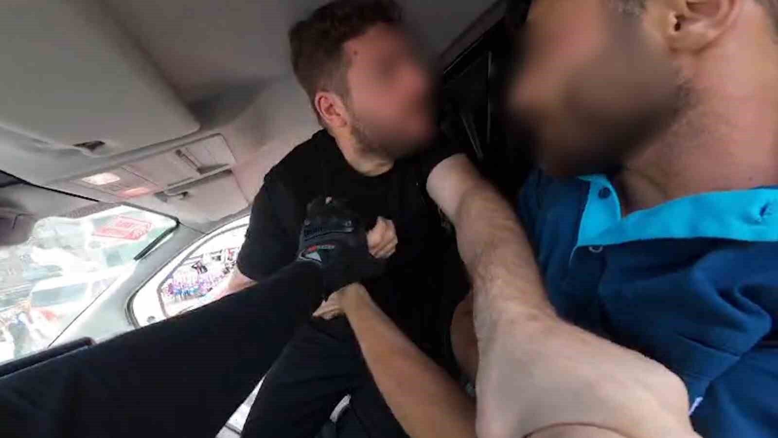 Yol verme kavgası