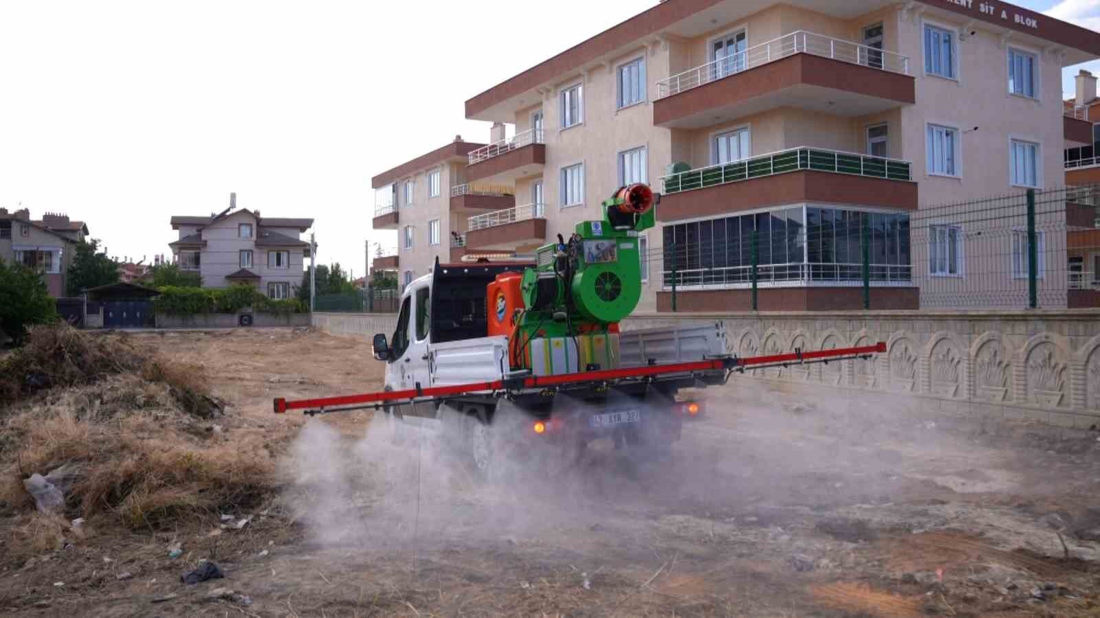 Karatay'da haşereyle mücadeleye hava aracı desteği