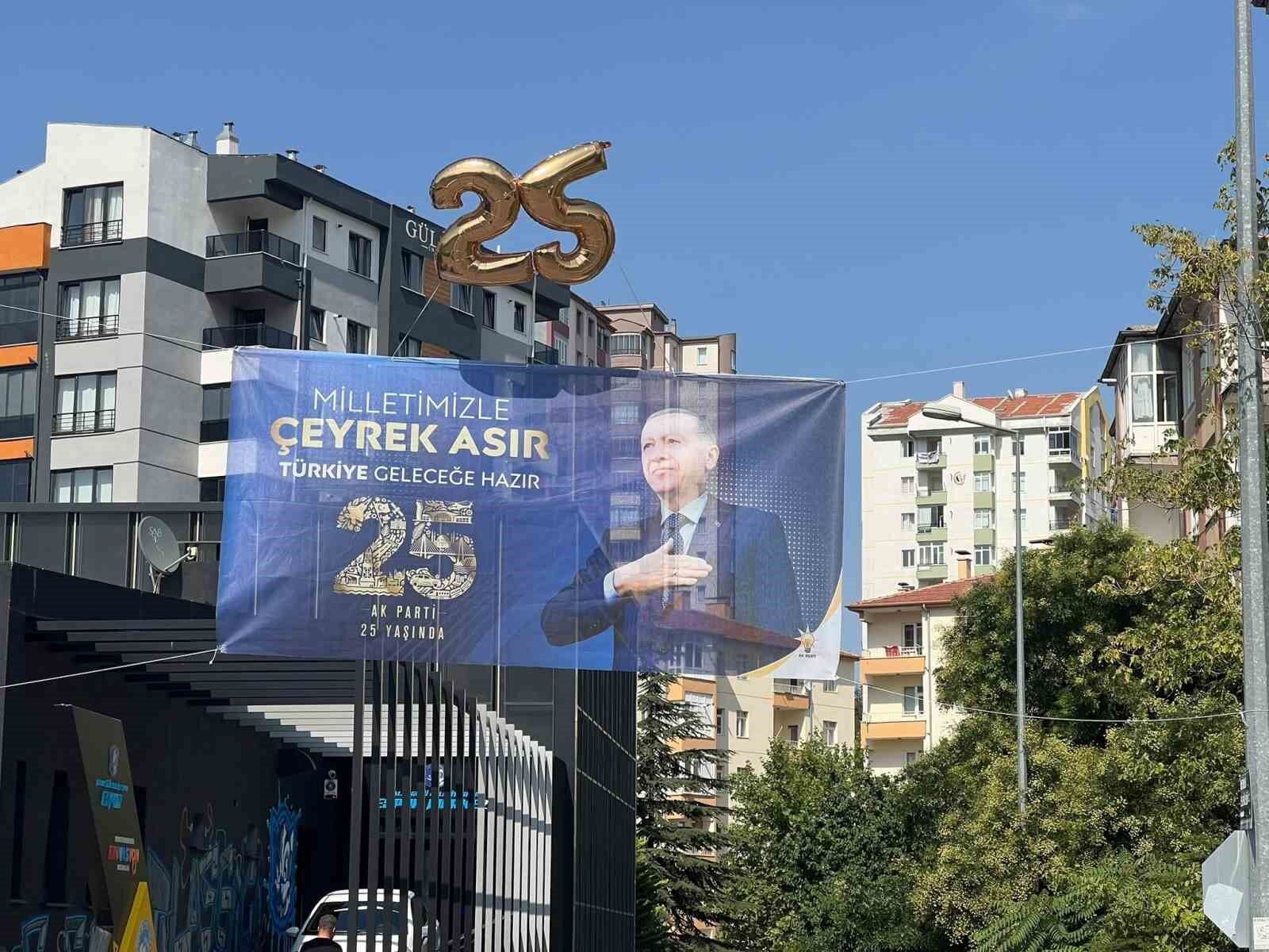 Talas'ta AK Parti'nin 25. Yıldönümü'nde coşkulu kutlama