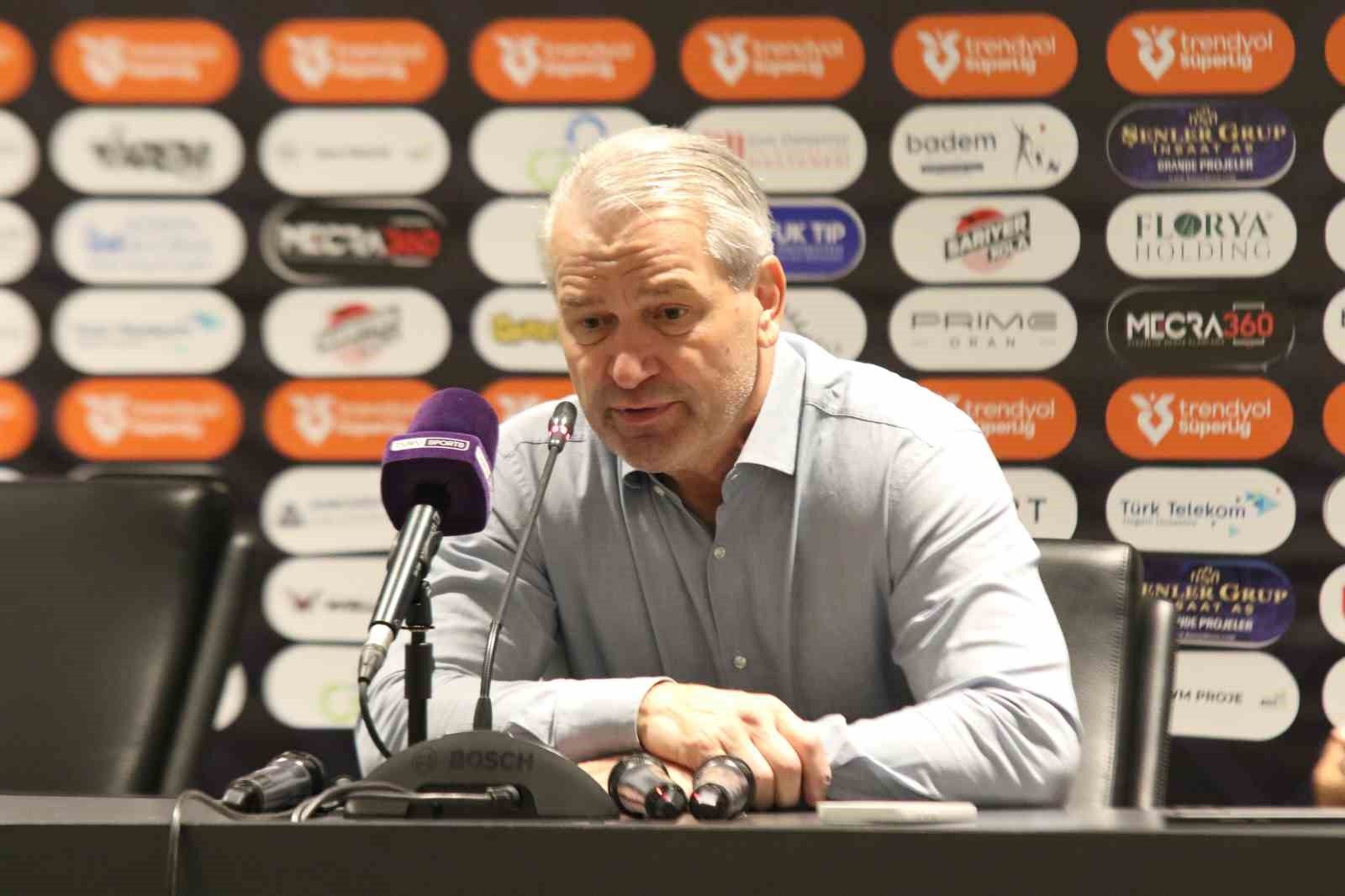 Bernd Storck: 'Oyuncularımla sadece bir idman yapabildim'