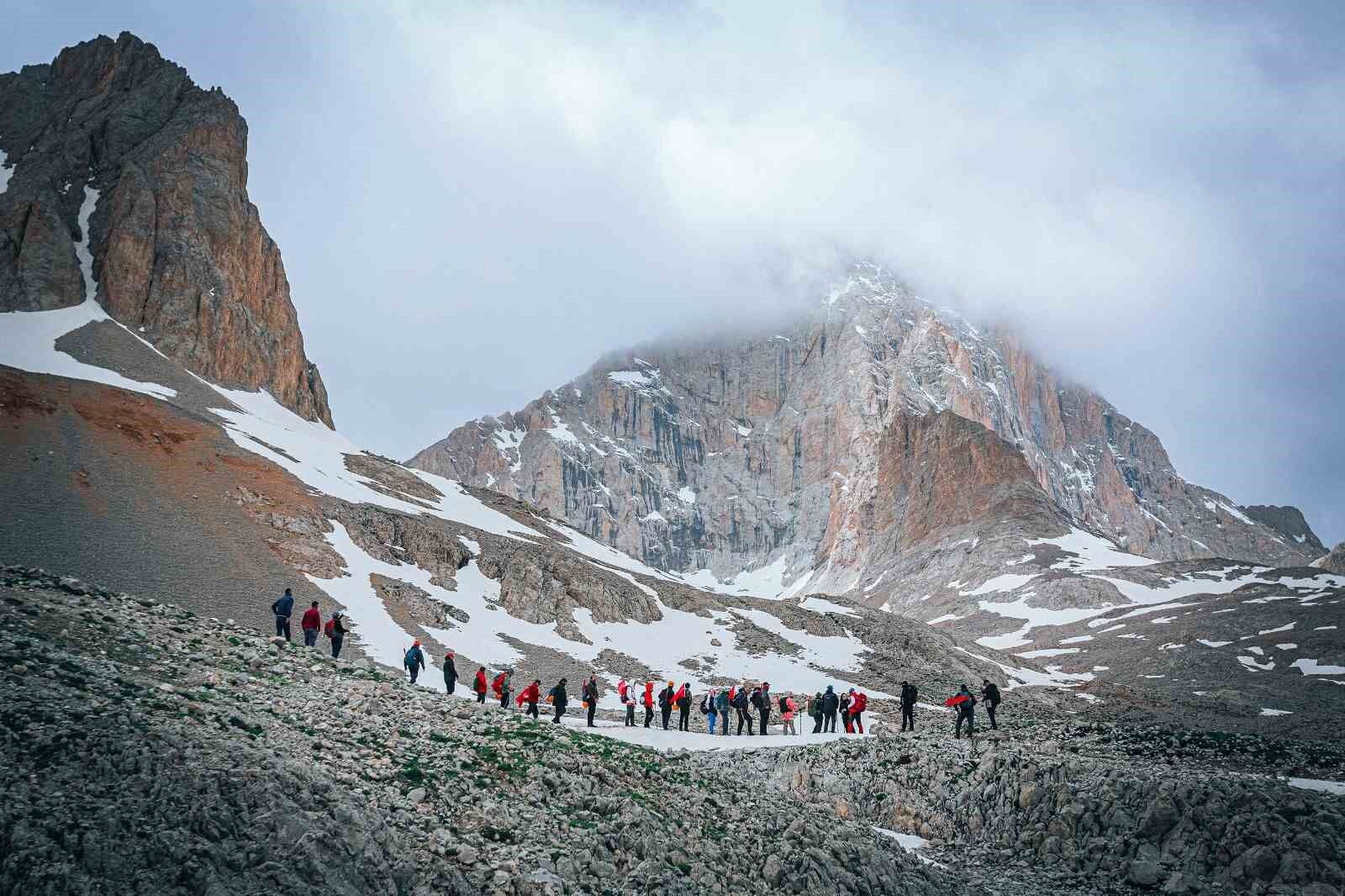 Çamardı'nın güzellikleri fotoğraf karelerine yansıyacak