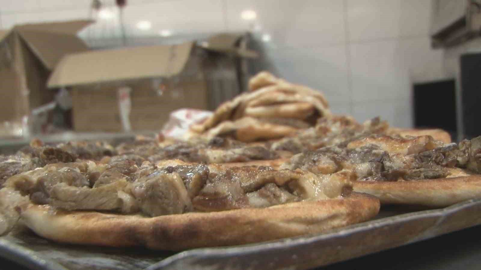 Siirtliler büryan kebabı için Ankara'da bir araya geldi
